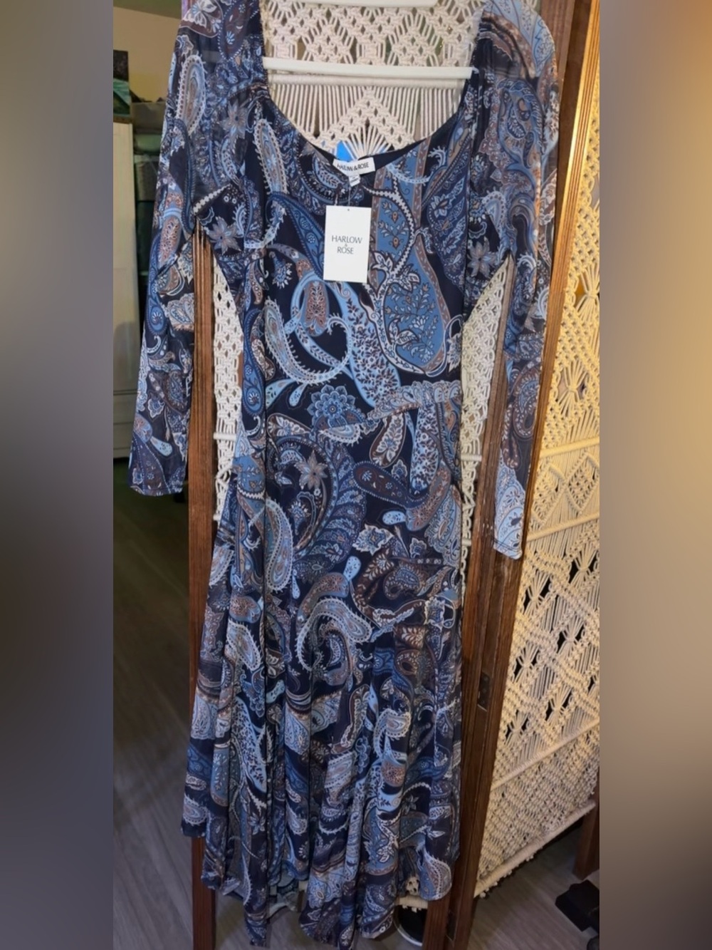 Harlow & Rose long-sleeve paisley dress Size XL